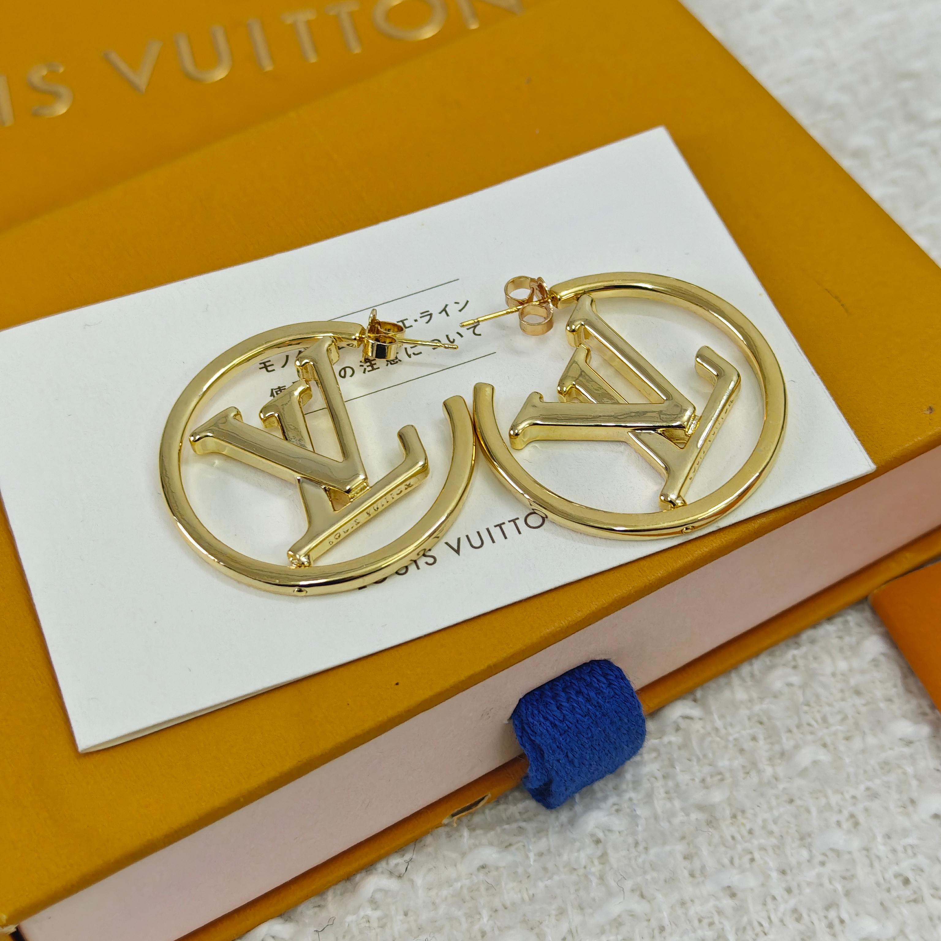 Classic Two-Tone Round Letter Pendant Earrings