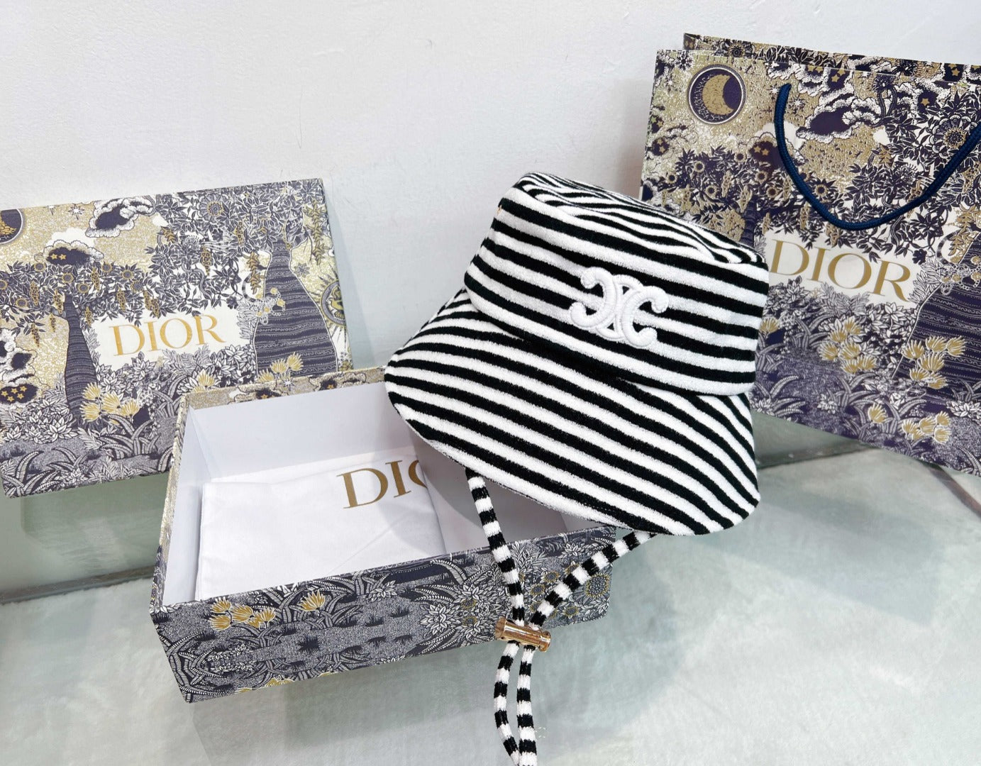 2 Color New autumn zebra print tie-up bucket hat