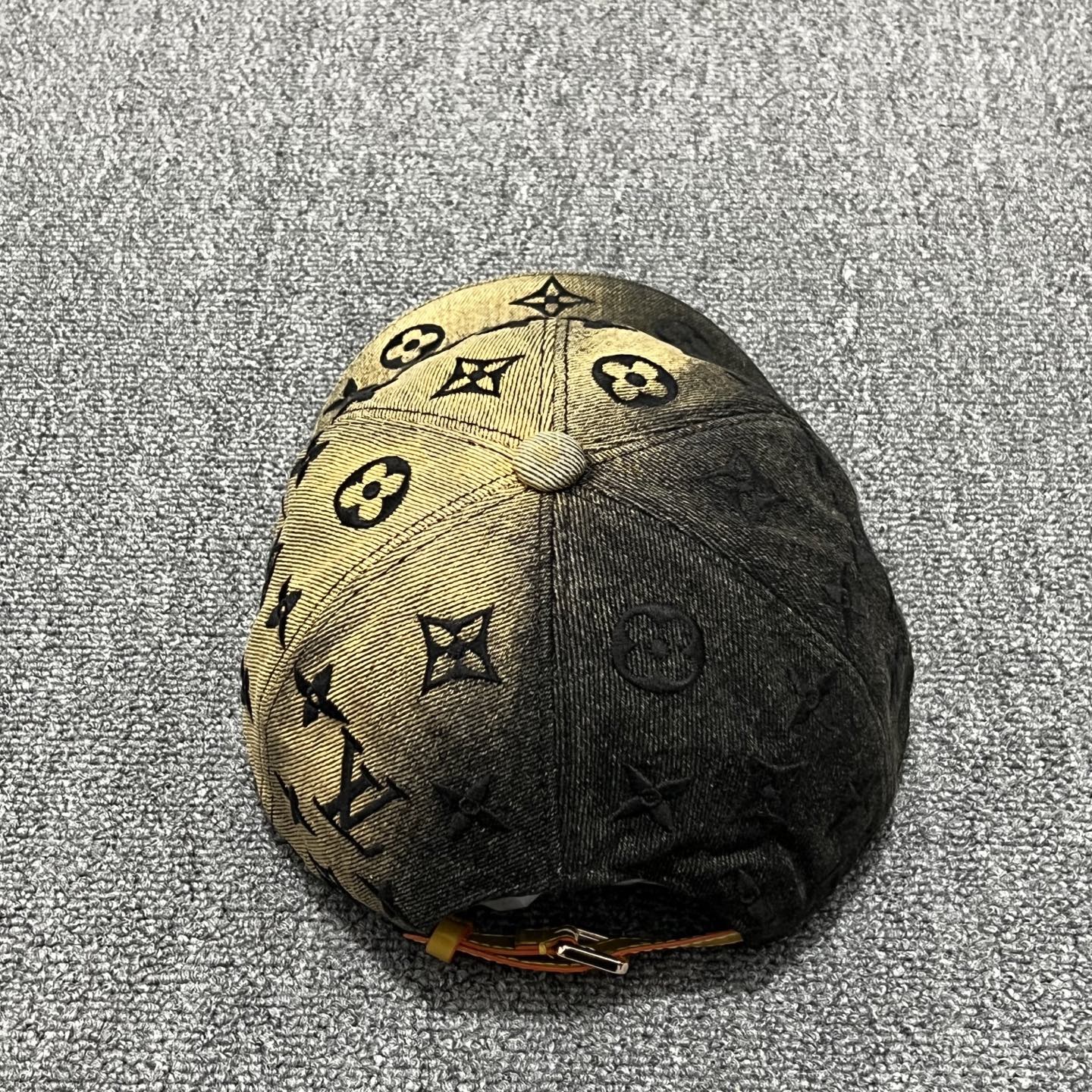 Solid color classic print baseball cap