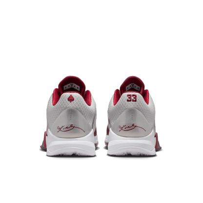 Kobe 5 “Lower Merion Aces Away”