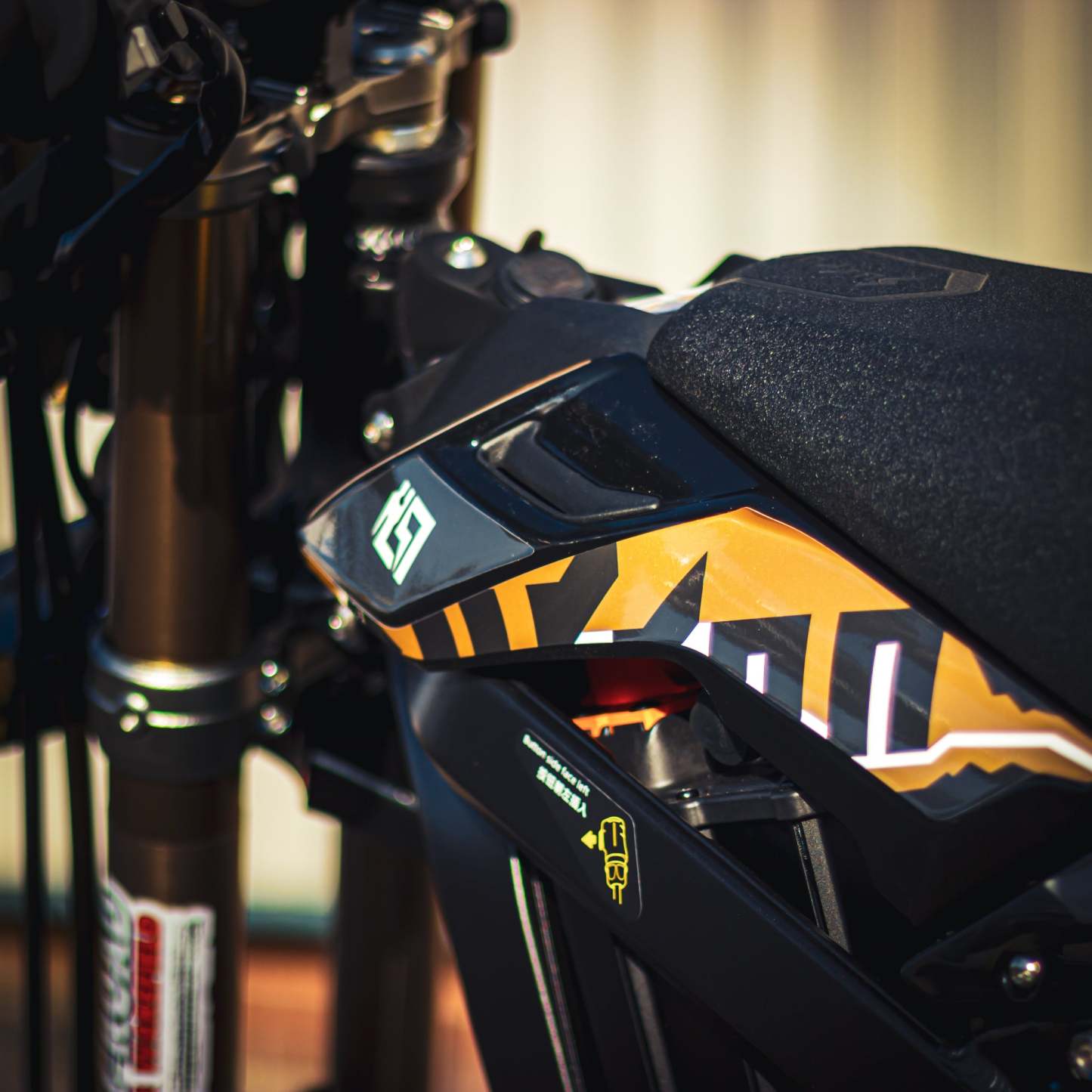 ULTRA BEE T 2025 ROAD LEGAL