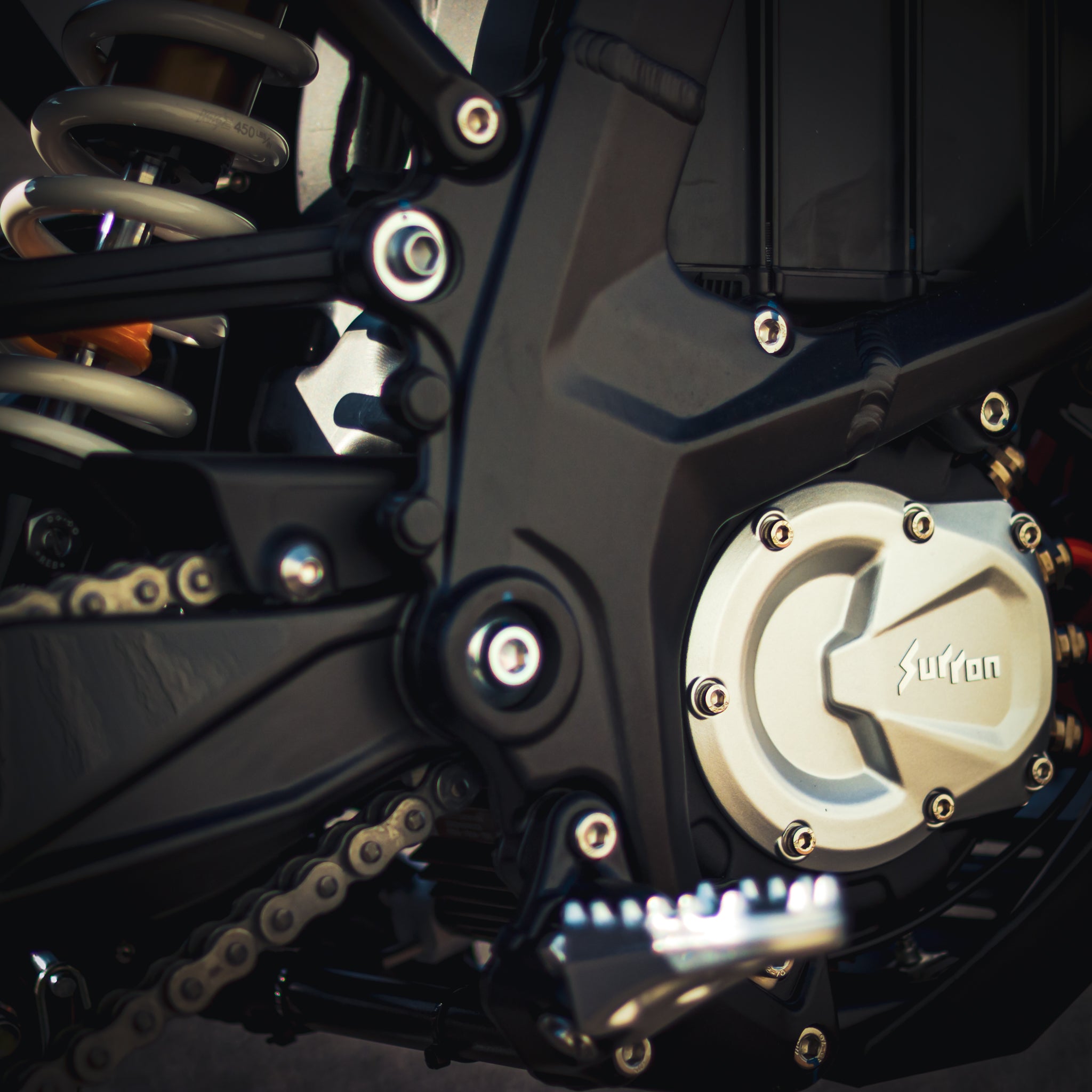 ULTRA BEE T 2025 ROAD LEGAL