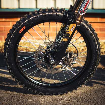 ULTRA BEE T 2025 ROAD LEGAL