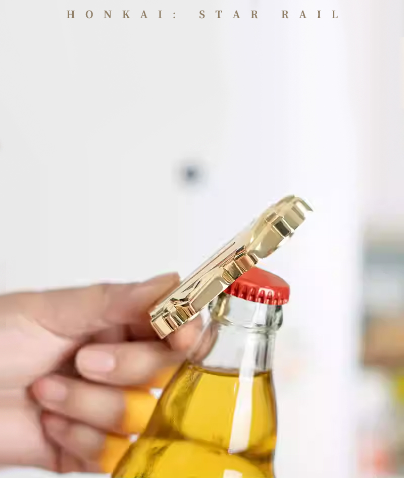 [Official Merch] HSR Lordly Trashcan Fridge Magnet