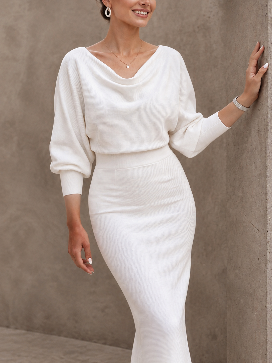 Elegant Temperament Fashionable Bat Sleeve Pure Color Waist-cinching Dress