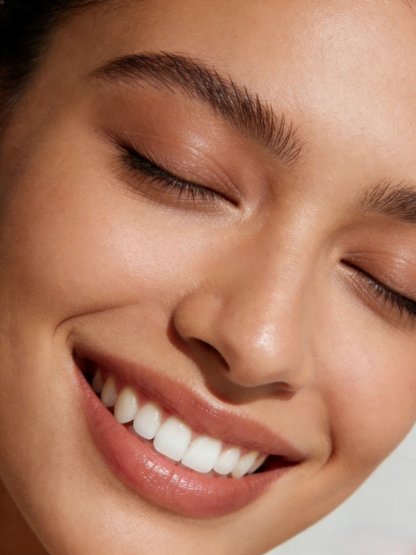 Celosvětově přes 300 000 uživatelů: souprava celkové kosterní podpory zubní protézy.