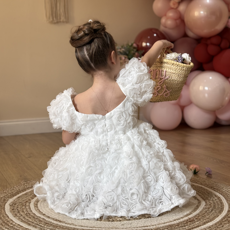 Chemical Fiber Blend Rosette Short Sleeve Midi Dresses