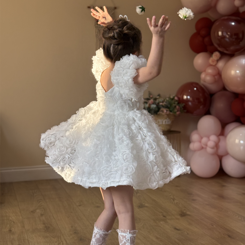 Chemical Fiber Blend Rosette Short Sleeve Midi Dresses