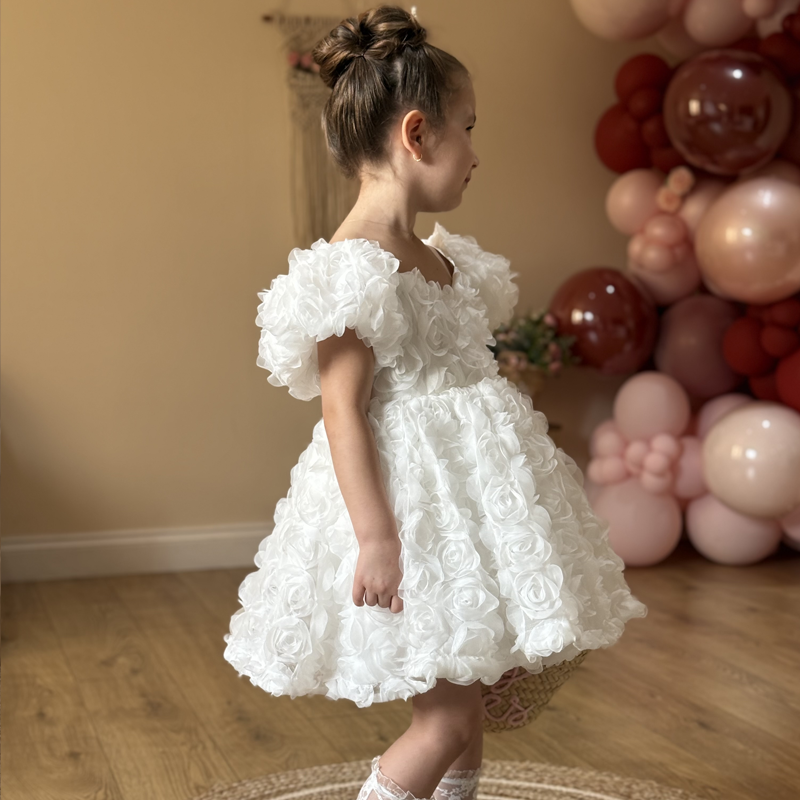 Chemical Fiber Blend Rosette Short Sleeve Midi Dresses