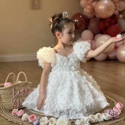 Chemical Fiber Blend Rosette Short Sleeve Midi Dresses