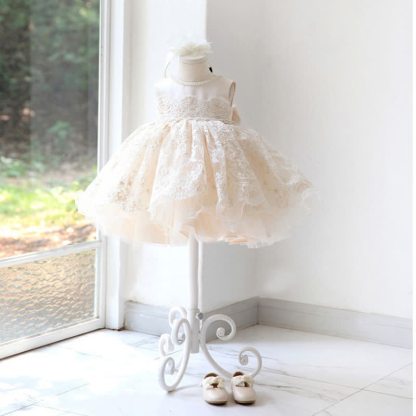 Mesh Applique Sleeveless Midi Dresses - image 2