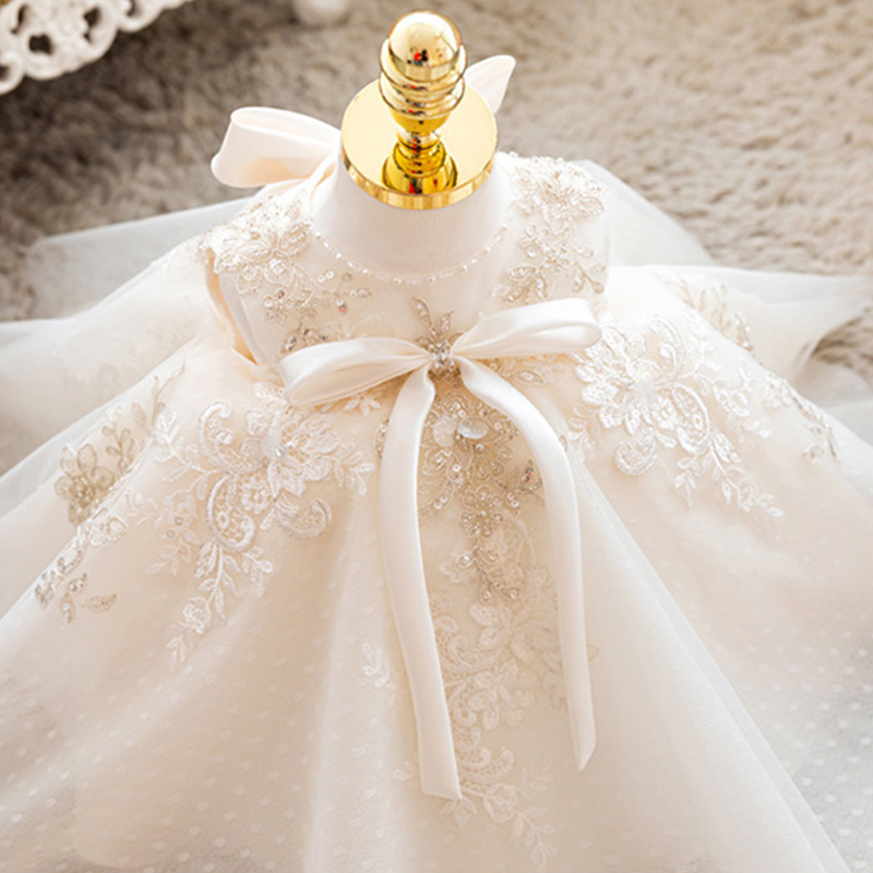 Mesh Applique Sleeveless Midi Dresses - image 7