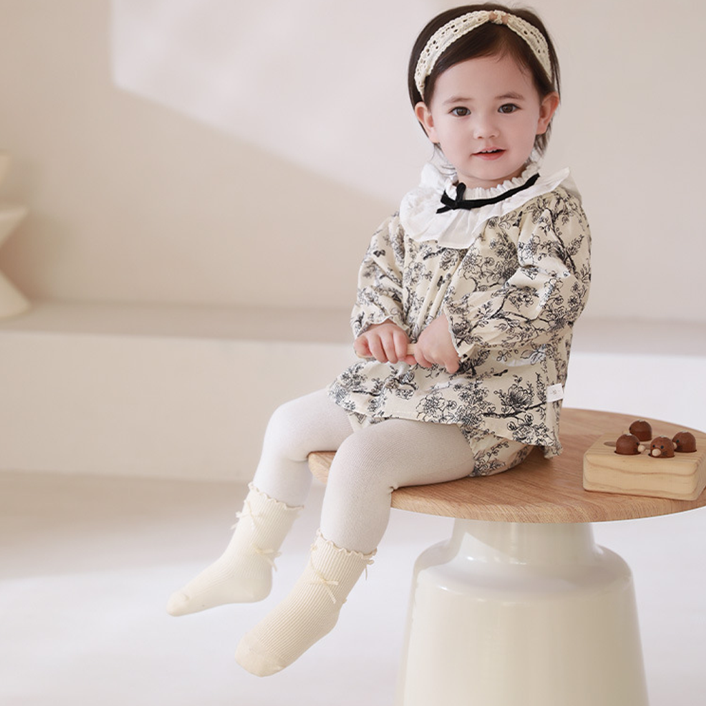 Solid With Bow Socks - image 5