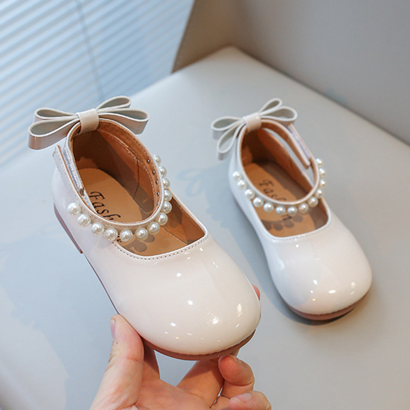 Solid Metallic Finish Round Toe Flats - Beige - US2（EUR33） - image 1