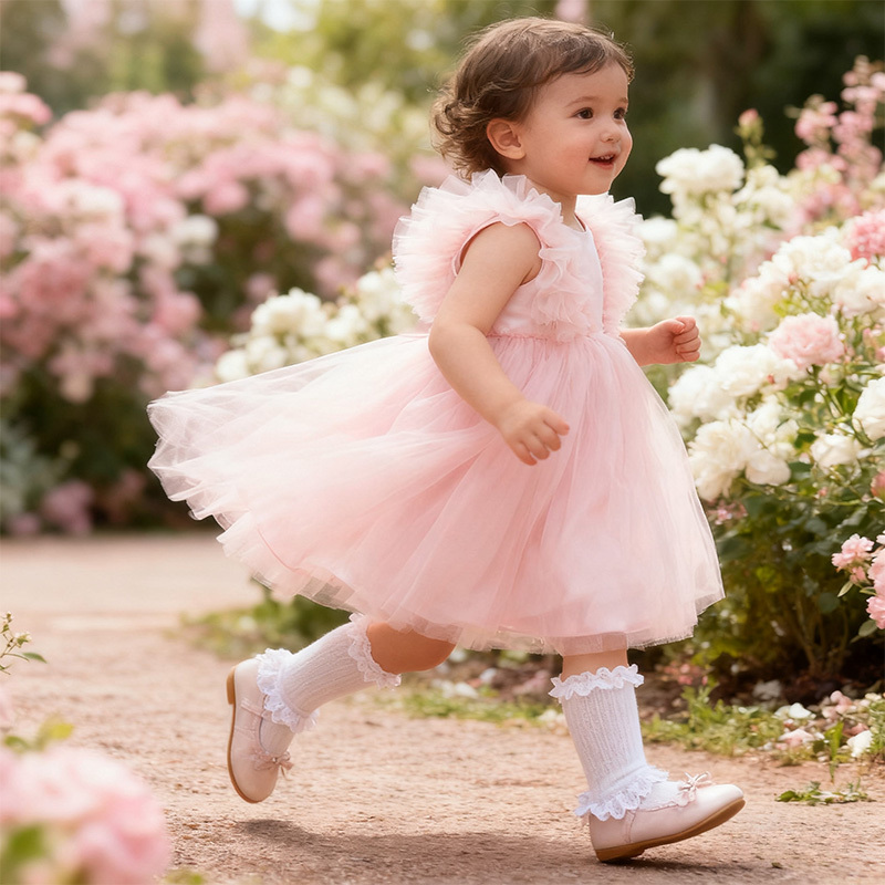 Mesh Folds Sleeveless Midi Dresses - image 9