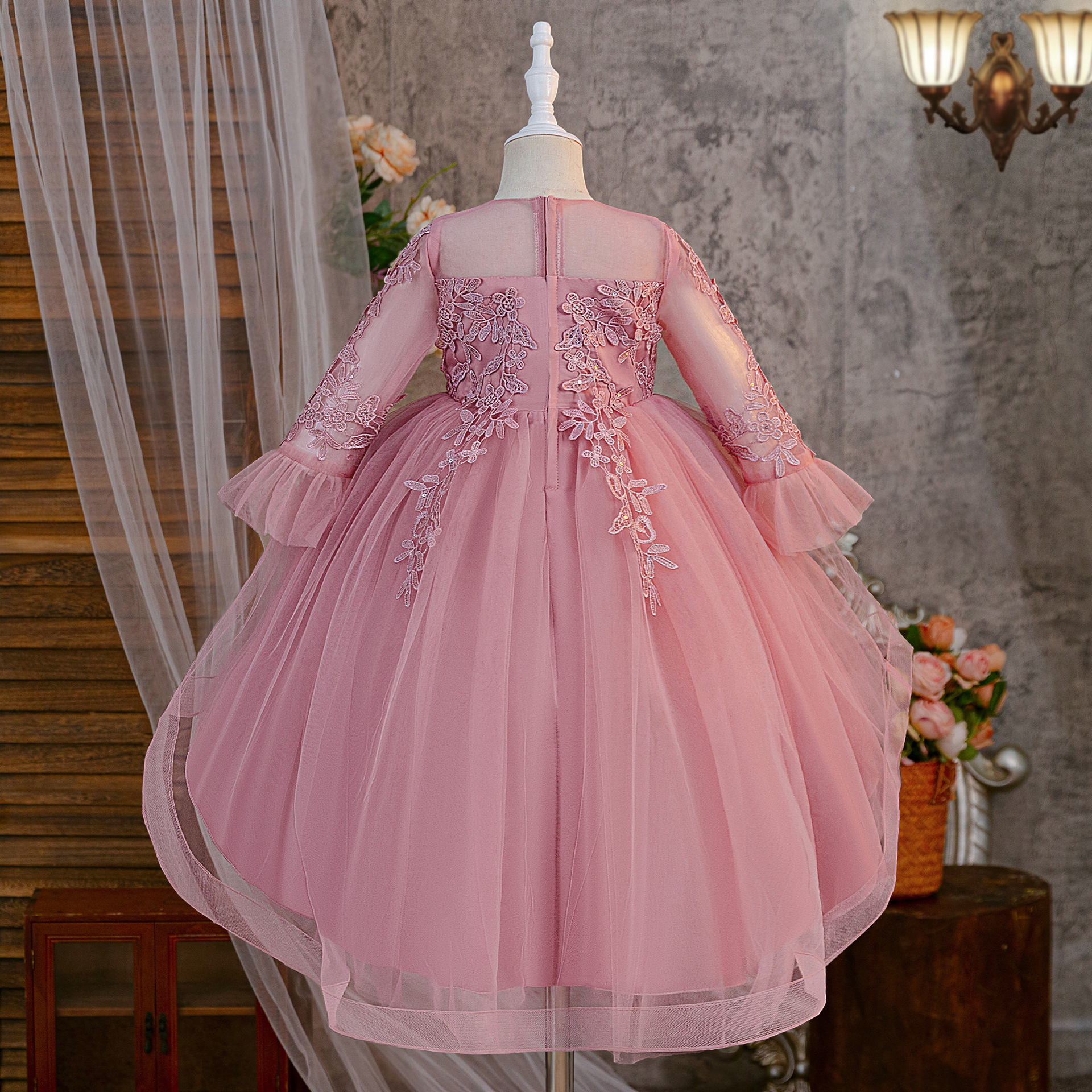 Mesh Applique Long Sleeve Midi Dresses - image 9