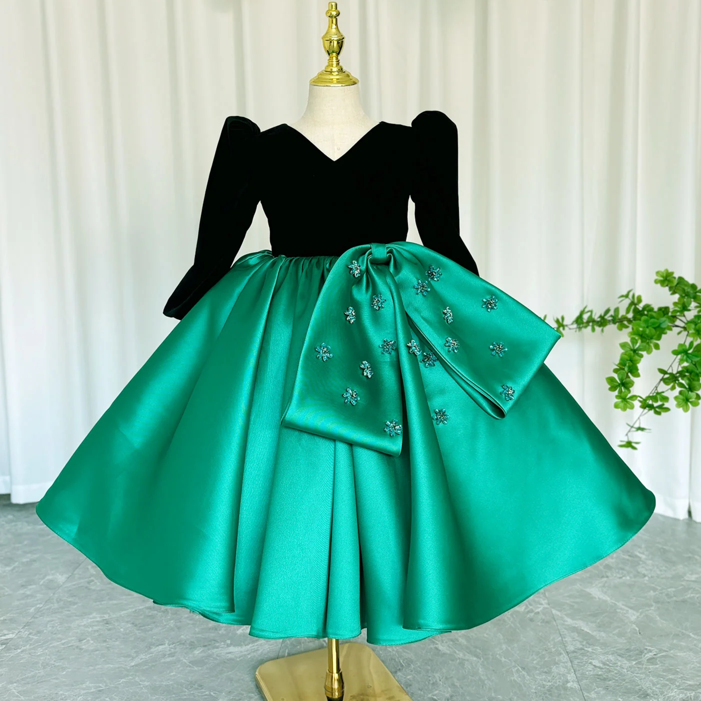 Satin Split Joint Long Sleeve Maxi Dresses - Dark Green - 13-14Y - image 1