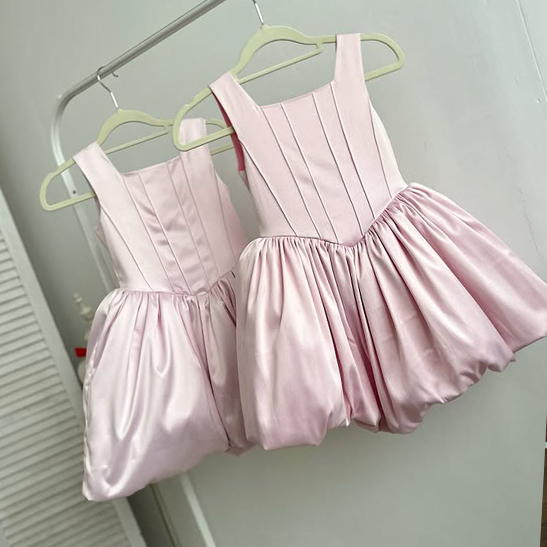 Satin Split Joint Sleeveless Midi Dresses - image 4