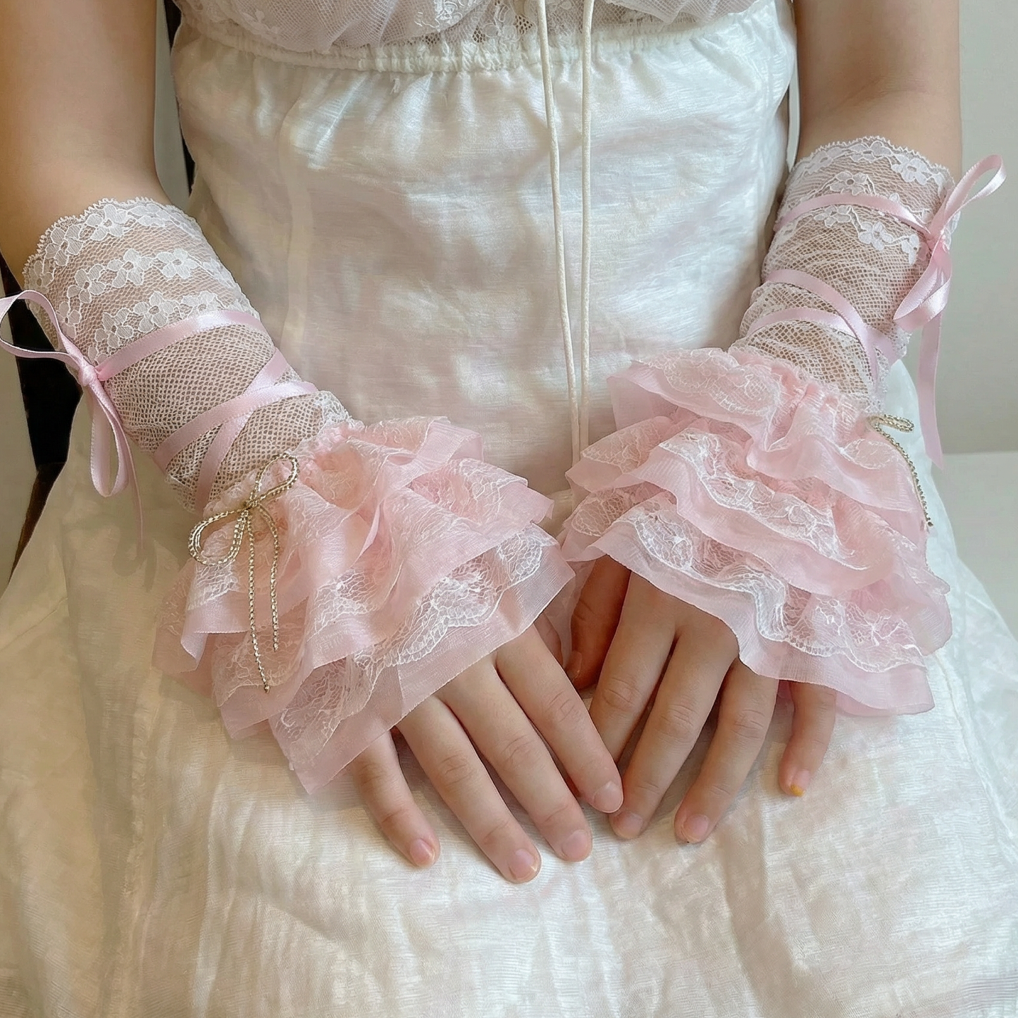 Solid Stitching Lace Gloves - image 2