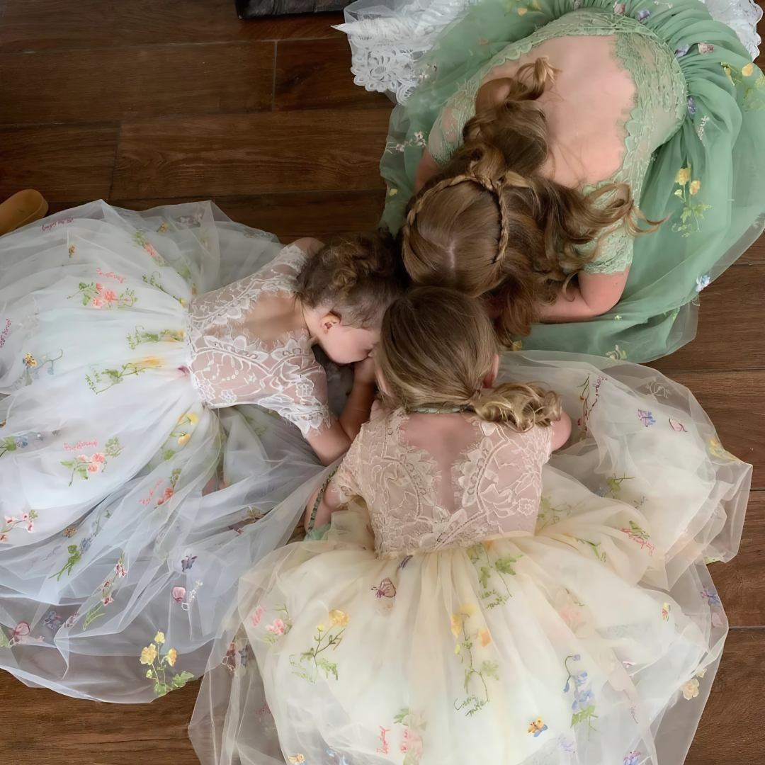 Lace Backless Lace Edge Long Sleeve Maxi Dresses - image 1