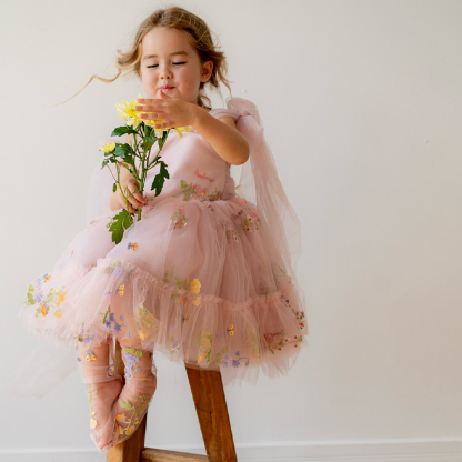 Mesh Floral-embroidered Sleeveless Mid-long Dresses - image 15