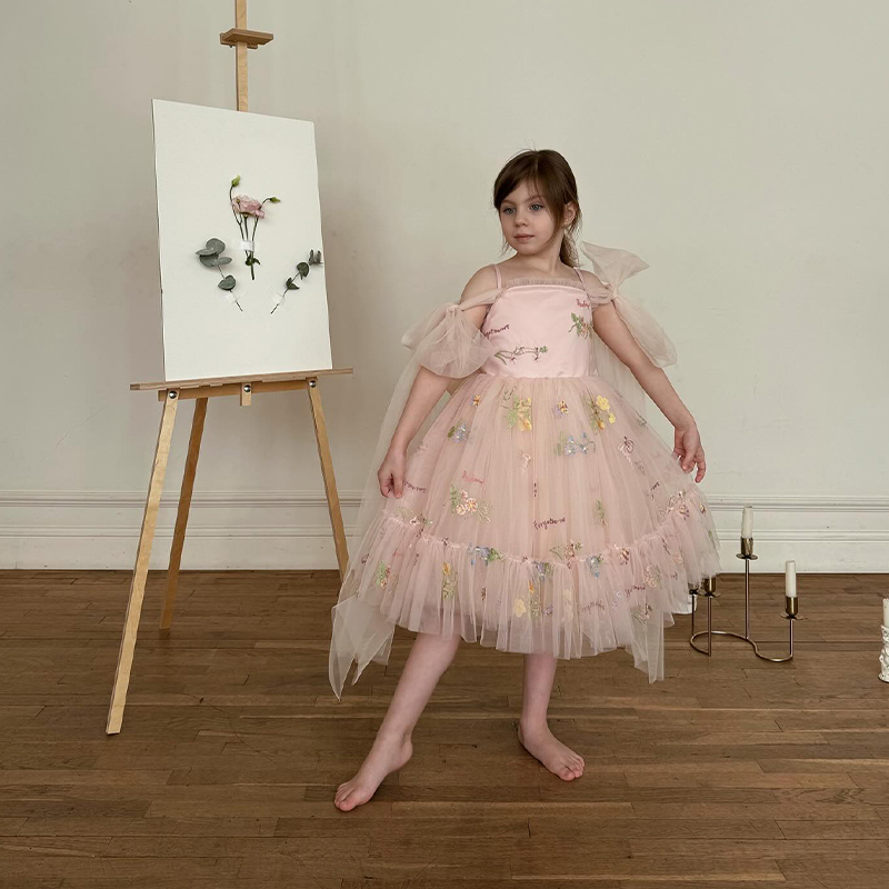 Mesh Floral-embroidered Sleeveless Mid-long Dresses - image 14