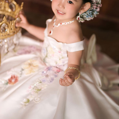 Satin Floral-embroidered Sleeveless Midi Dresses - image 3