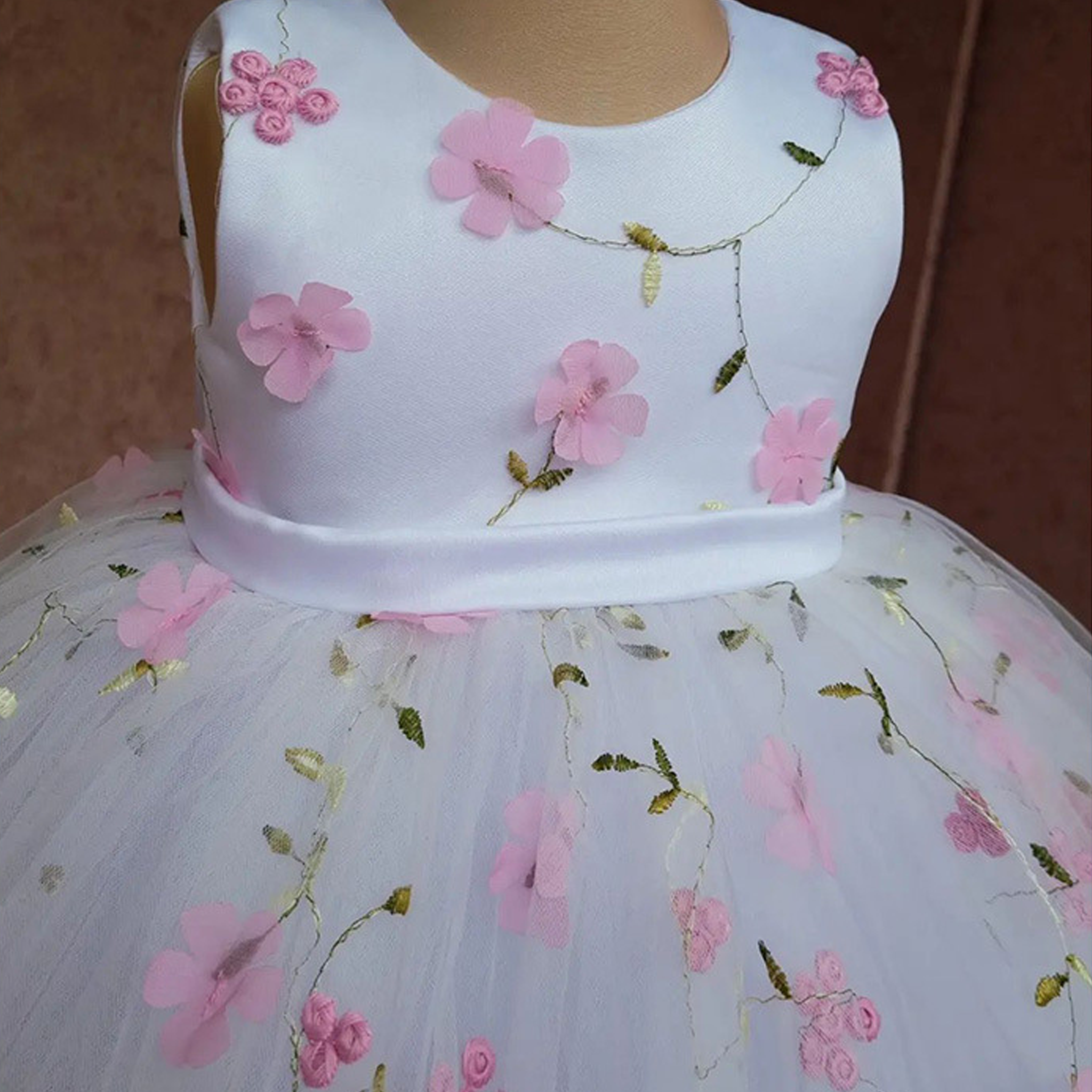 Mesh Bow Floral-embroidered Sleeveless Midi Dresses - image 5