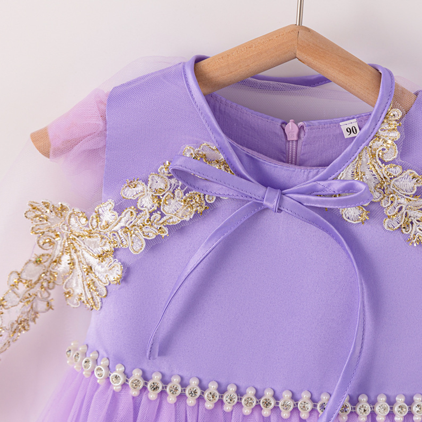 Mesh Lace Edge Pearl Sleeveless Midi Dresses - image 21