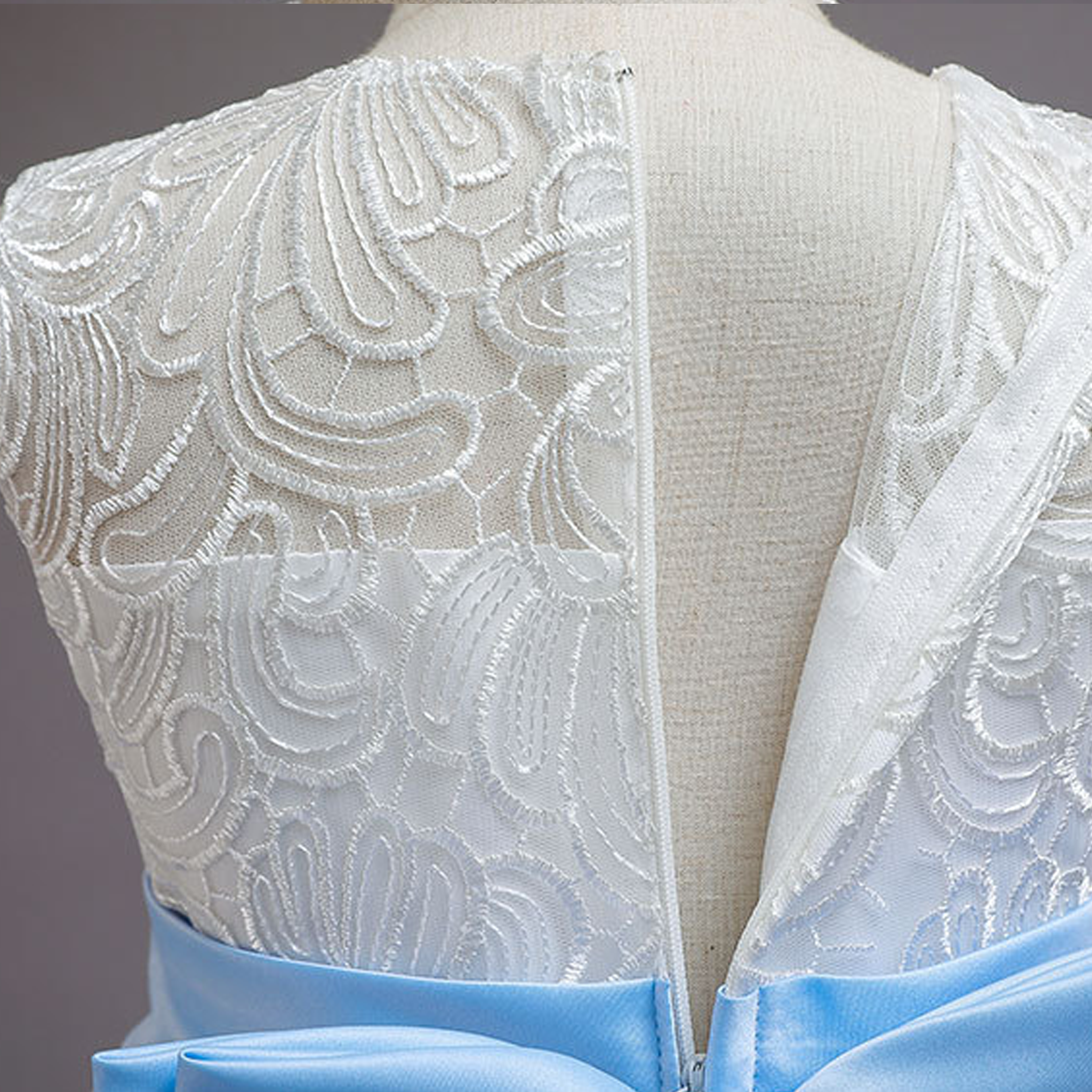 Mesh Bow Lace Sleeveless Maxi Dresses - image 10