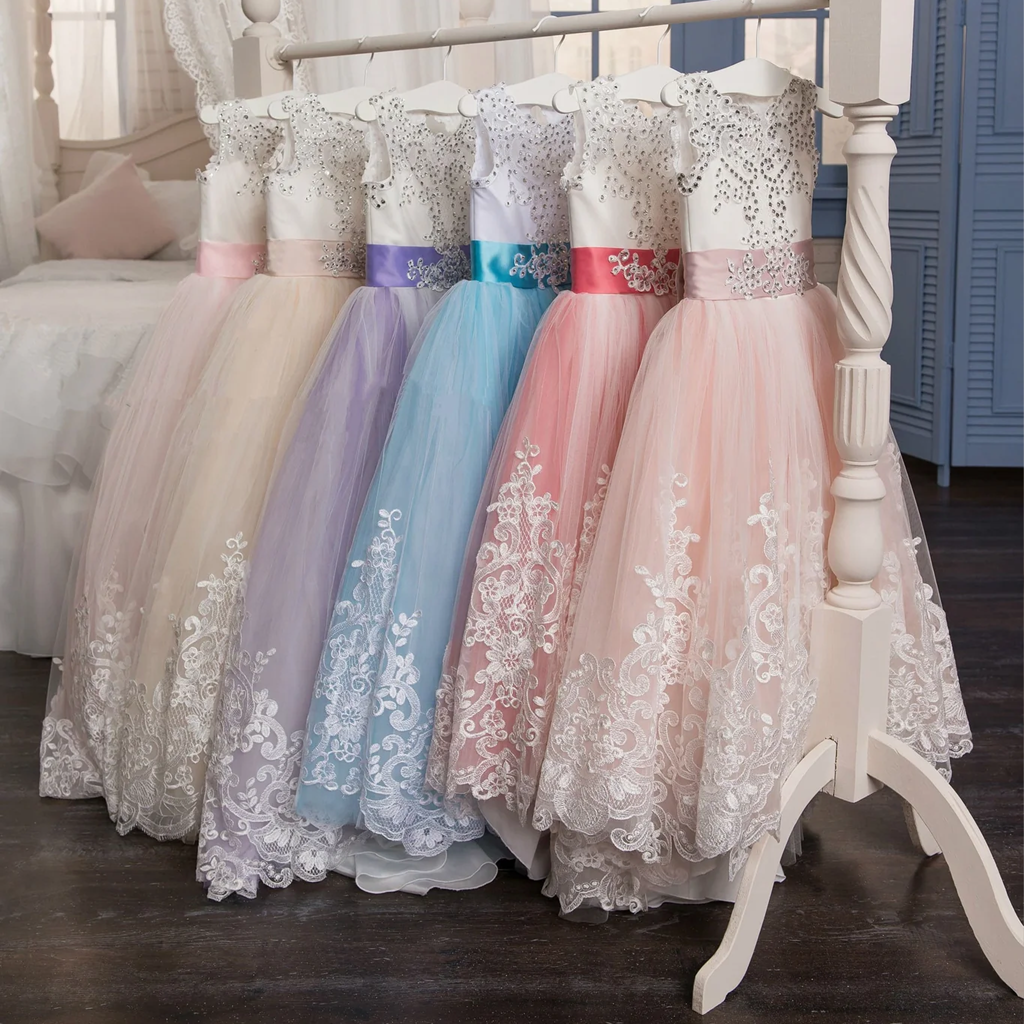Mesh Bow Lace Sleeveless Maxi Dresses - image 3