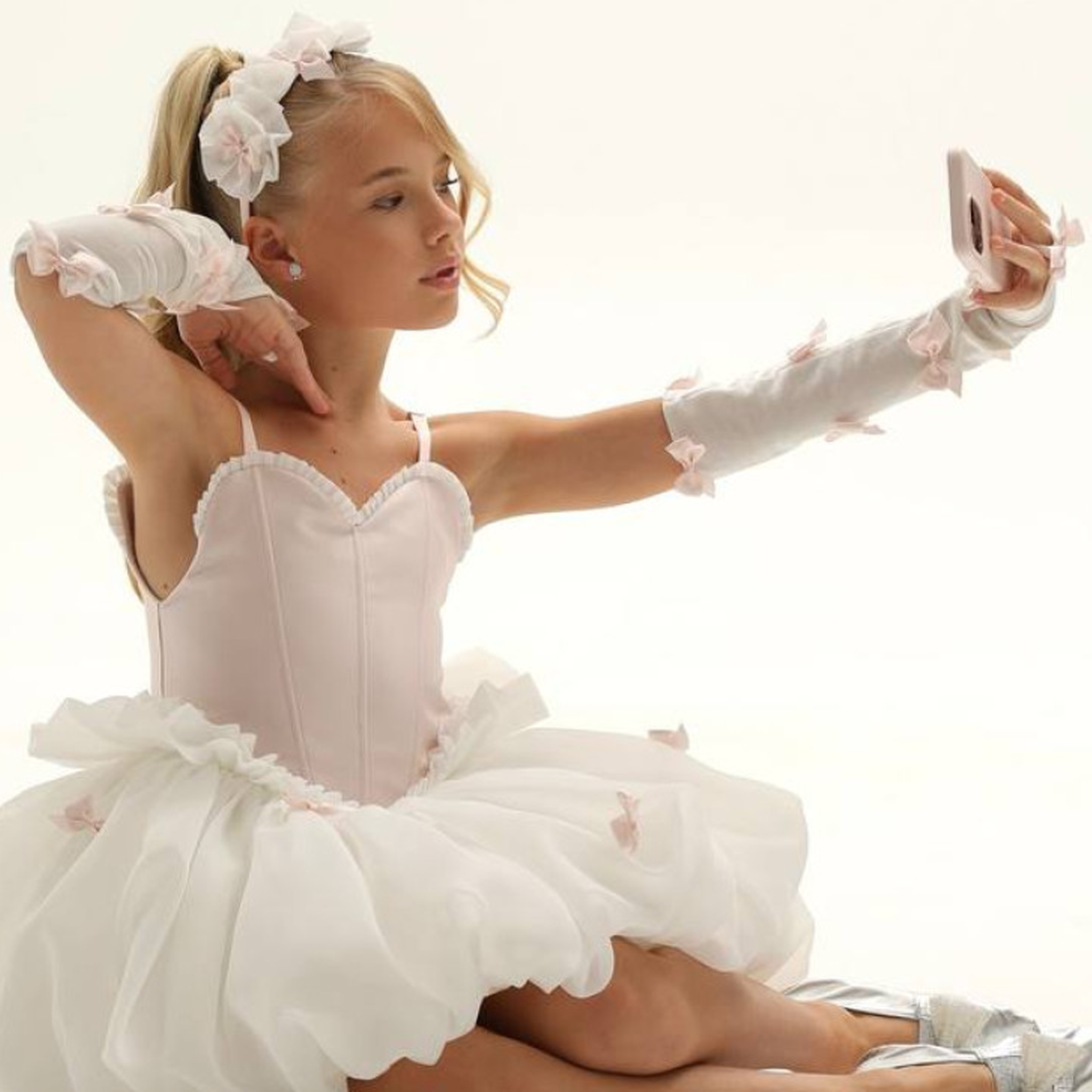 Solid With Bow Ballet Gloves - image 3