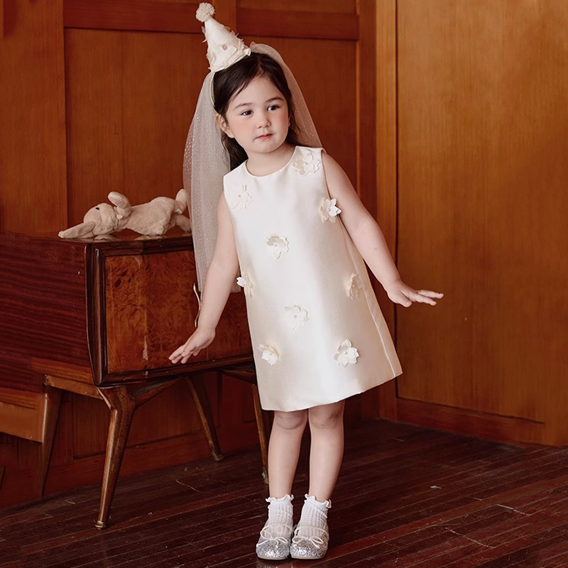 Satin Applique Sleeveless Short Dresses - image 4