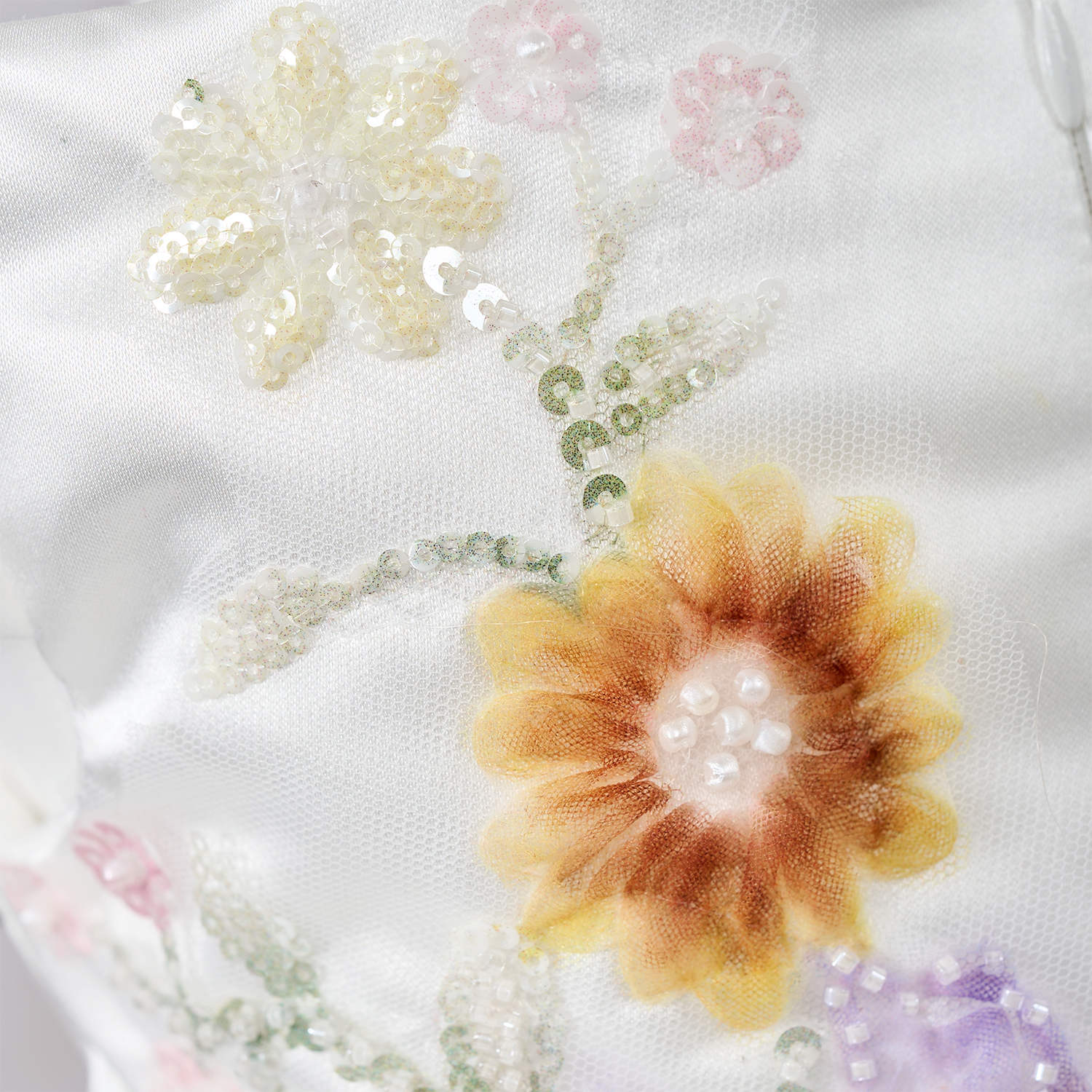 Satin Floral-embroidered Sleeveless Midi Dresses - image 7