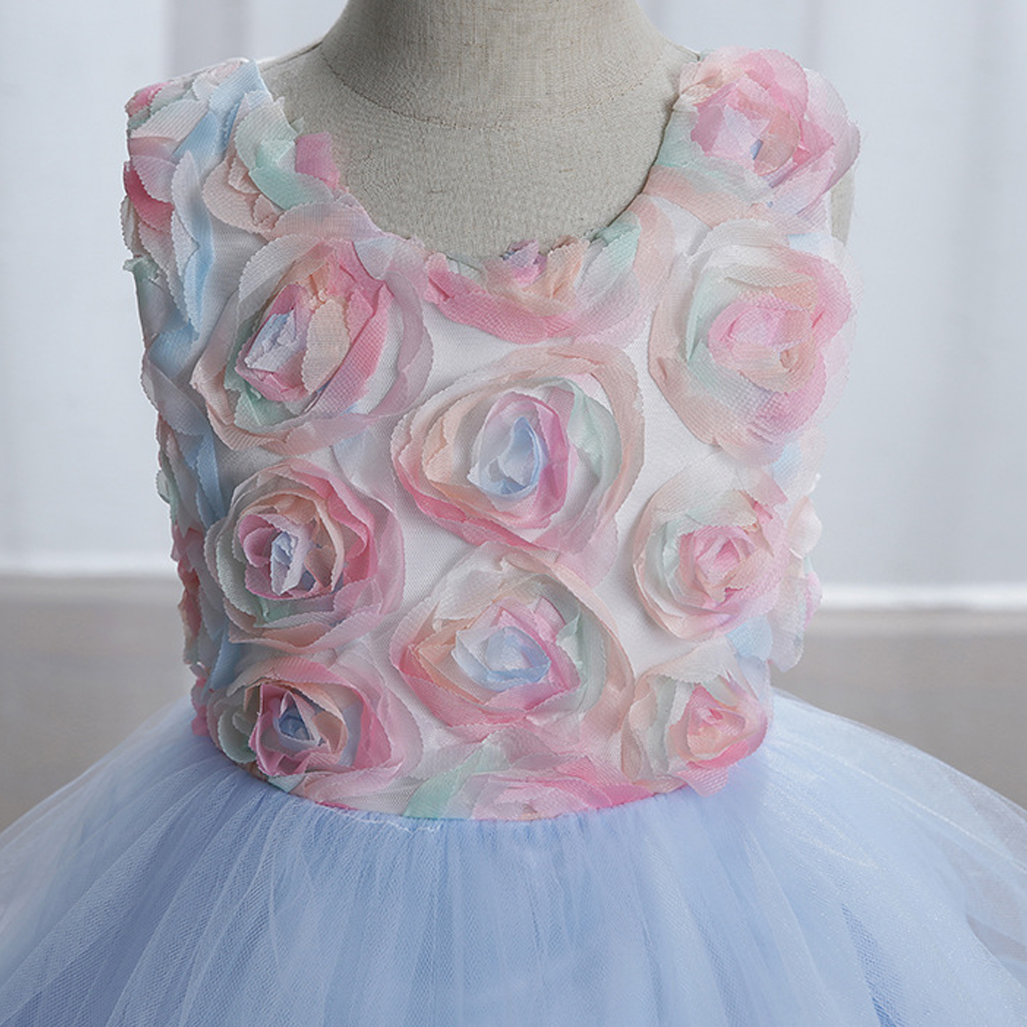 Mesh Rosette Sleeveless Midi Dresses - image 14