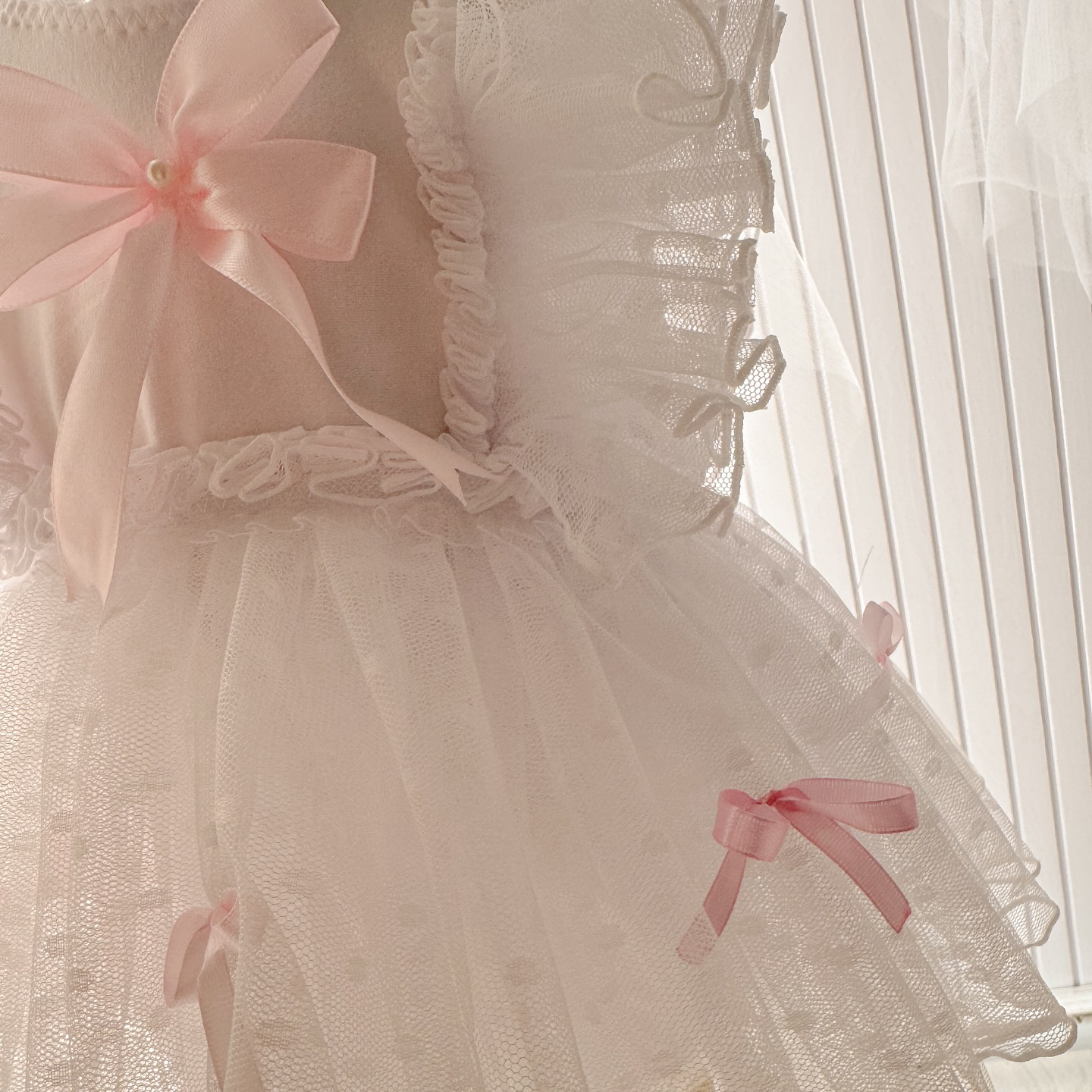 Mesh Bow Lace Edge Cap Sleeve Short Dresses - image 5