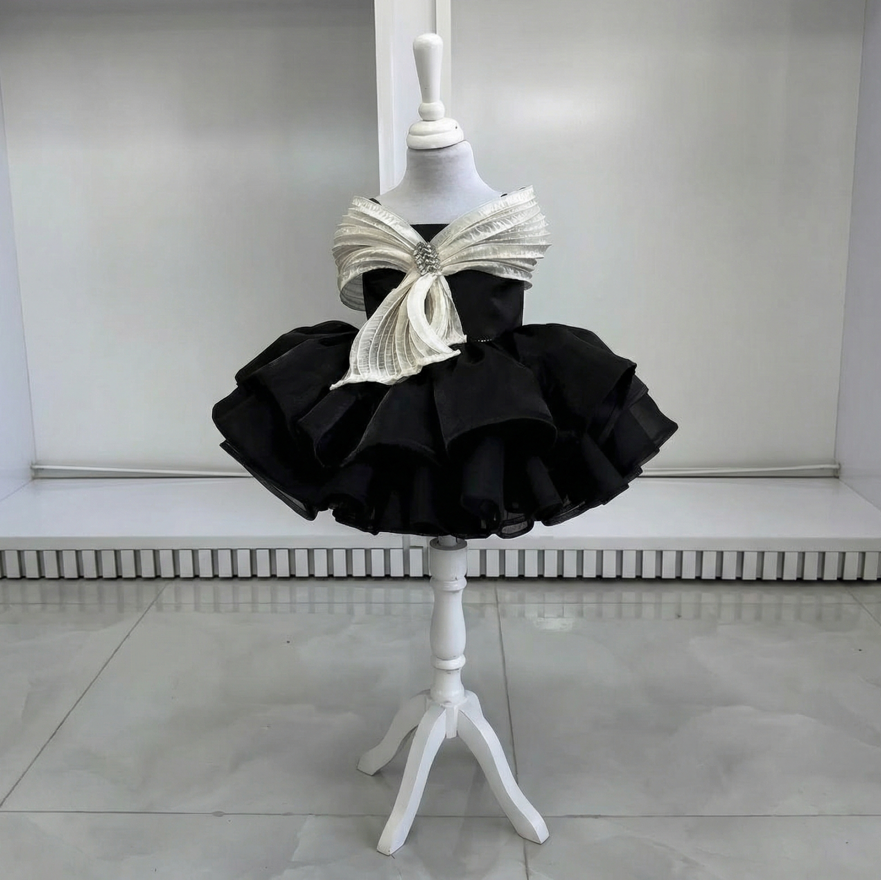 Organza Rhinestone Sleeveless Short Dresses - Black - 8Y - image 1