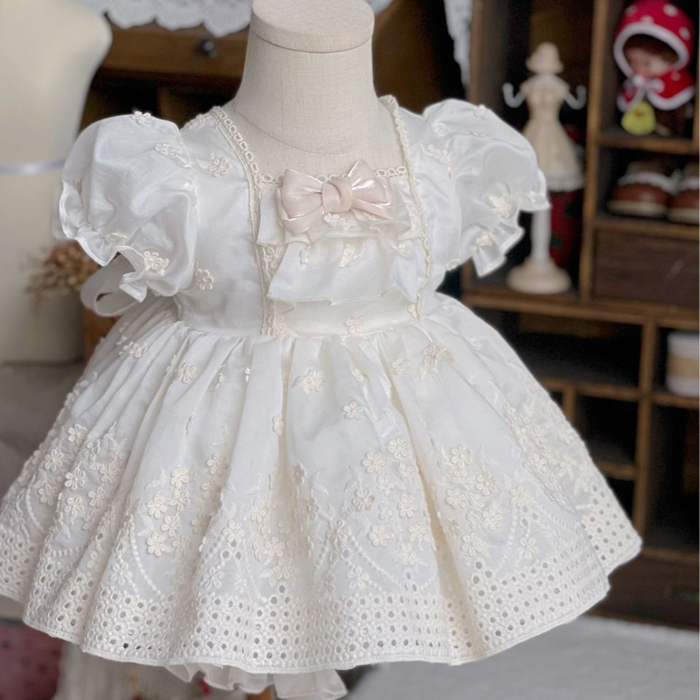 Chemical Fiber Blend Lace Edge Sleeveless Midi Dresses - image 2