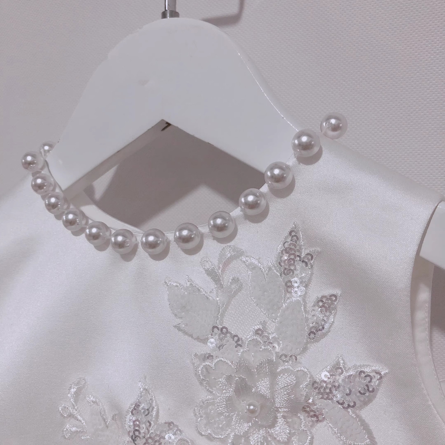 Mesh Pearl Bow Cap Sleeve Midi Dresses - image 8