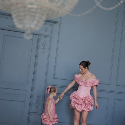 Women Satin Folds Sleeveless Short Dresses - image 7
