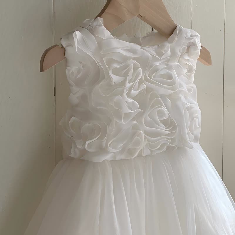 Chemical Fiber Blend Lace Edge Sleeveless Short Bodysuit - image 5