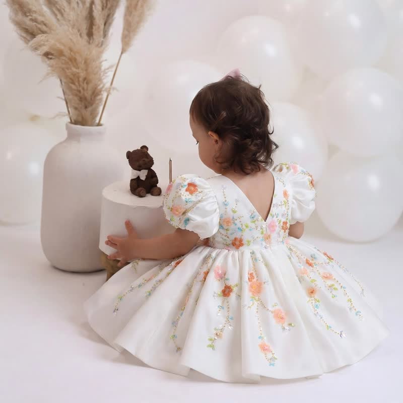 Satin Applique Short Sleeve Midi Dresses - image 3
