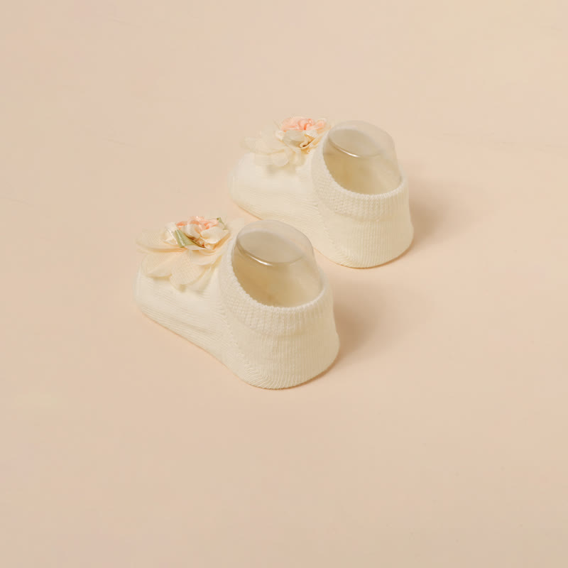 Floral Rosette Headband And Socks - image 4