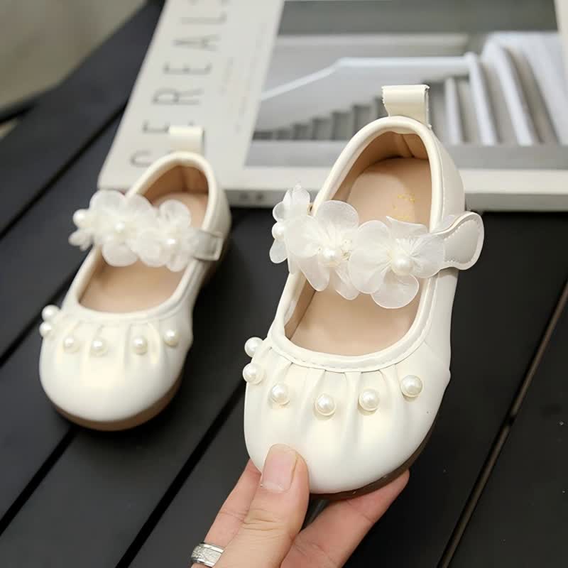Solid Rosette Round Toe Mary Janes - Beige - 26码 - image 4