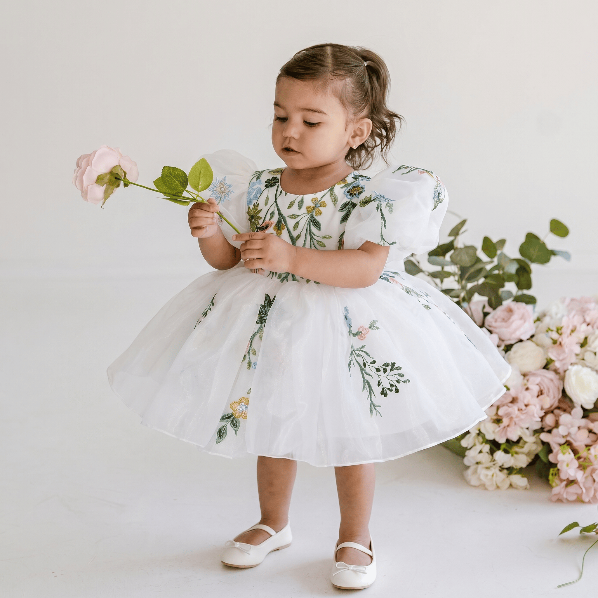 Organza Applique Short Sleeve Midi Dresses - image 3