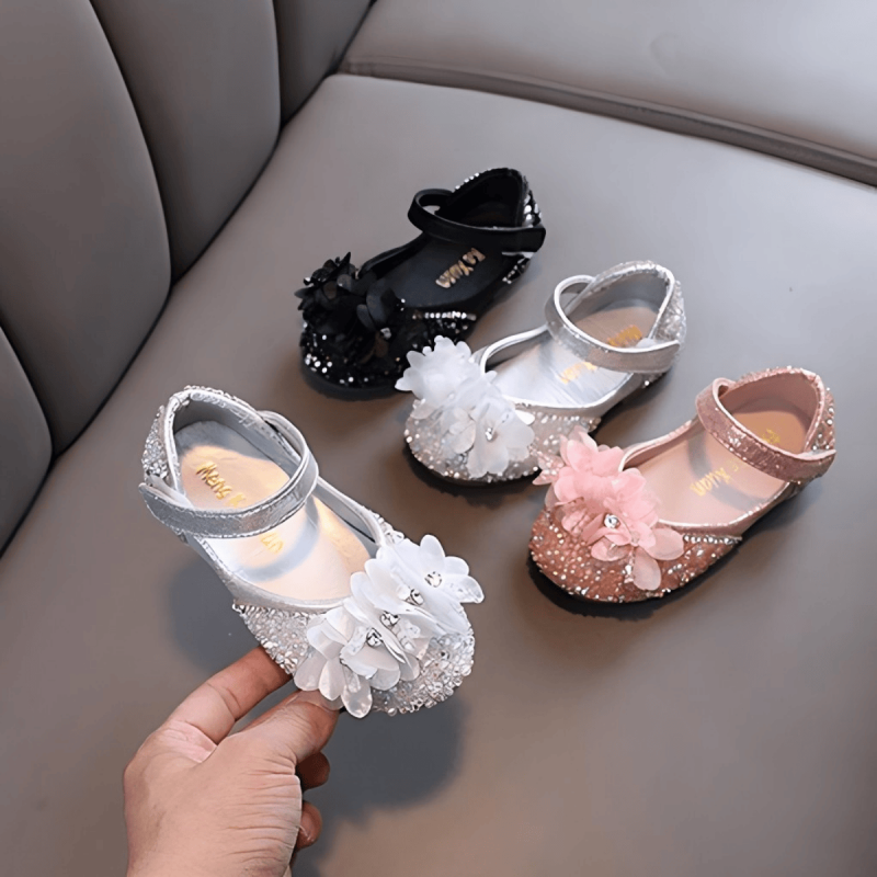 Solid Rosette Round Toe Mary Janes  - Silver - 22.6cm - image 1