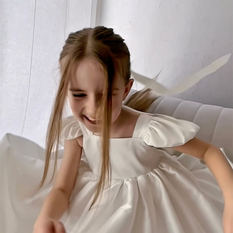 Satin Bow Sleeveless Mid-long Dresses - image 12