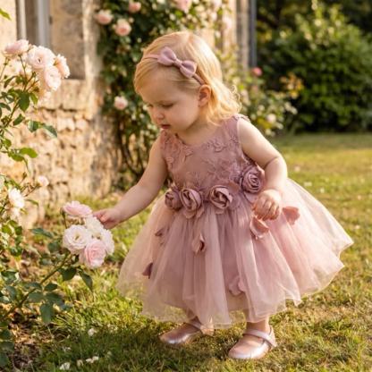 Silk Fabrics Rosette Sleeveless Short Dresses - image 12