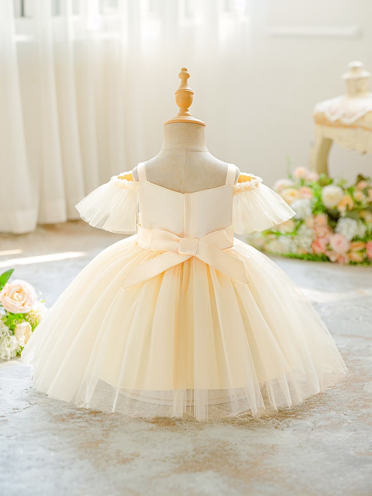Mesh Rosette Sleeveless Midi Dresses - image 4