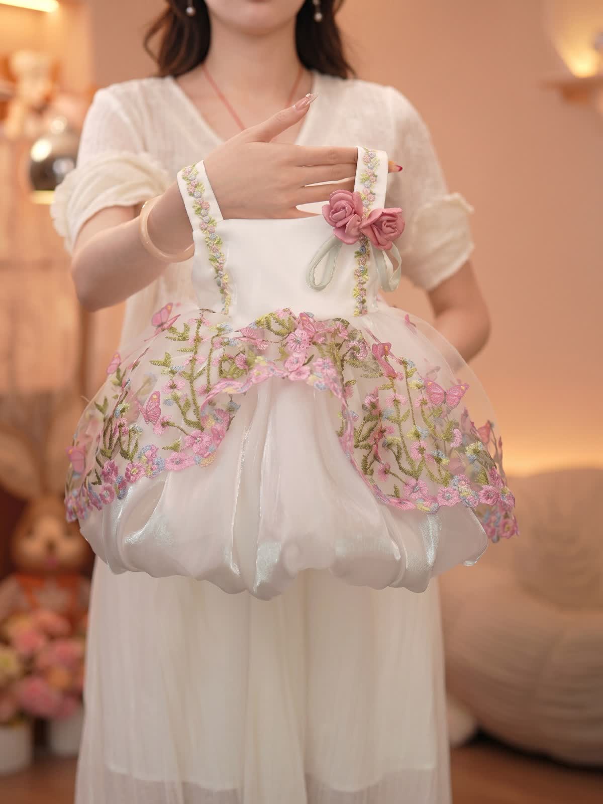 Chemical Fiber Blend Embroidery Sleeveless Short Dresses - image 2